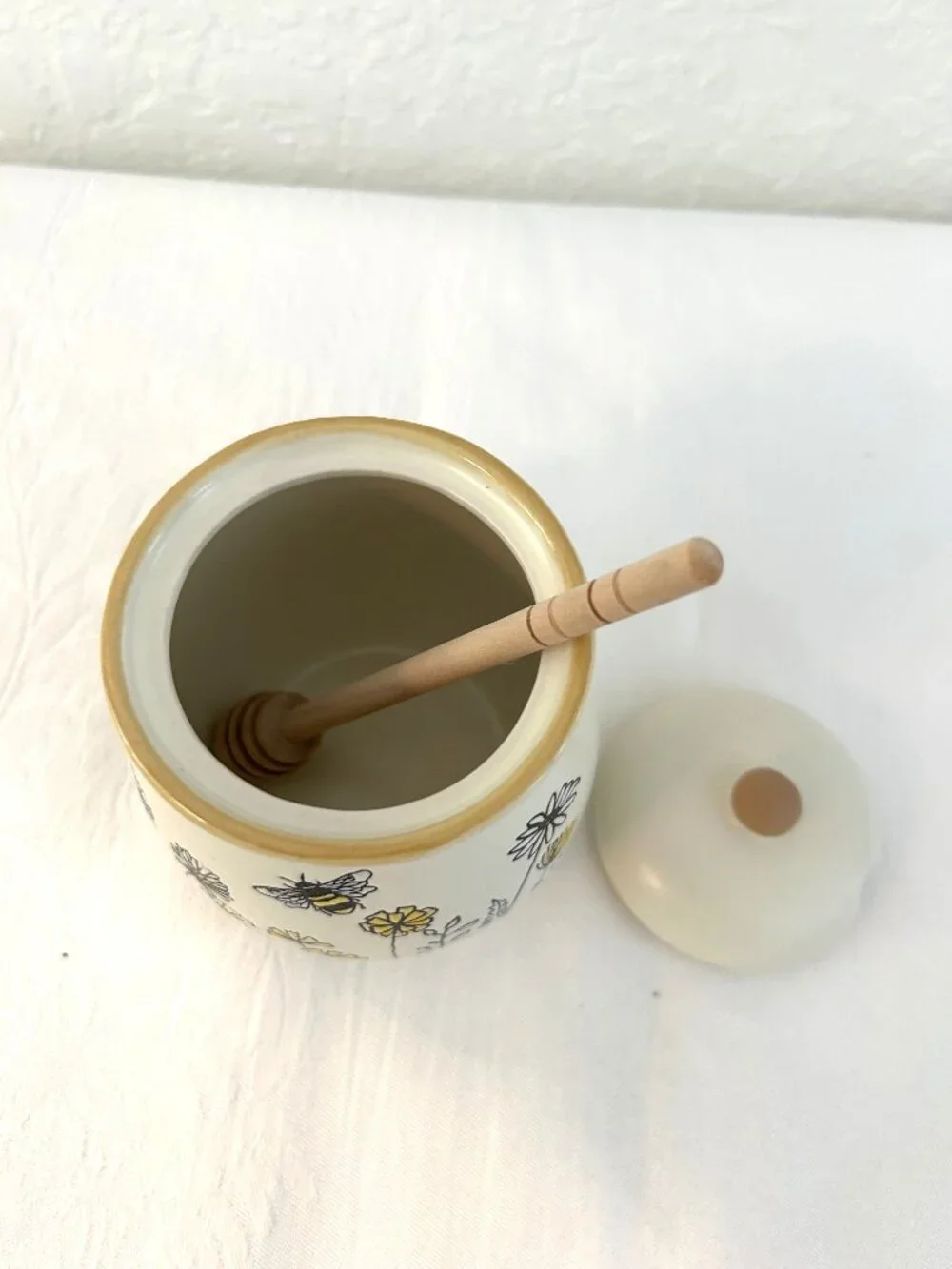 Bumble Bee Ceramic Honey Pot W/Stirrer